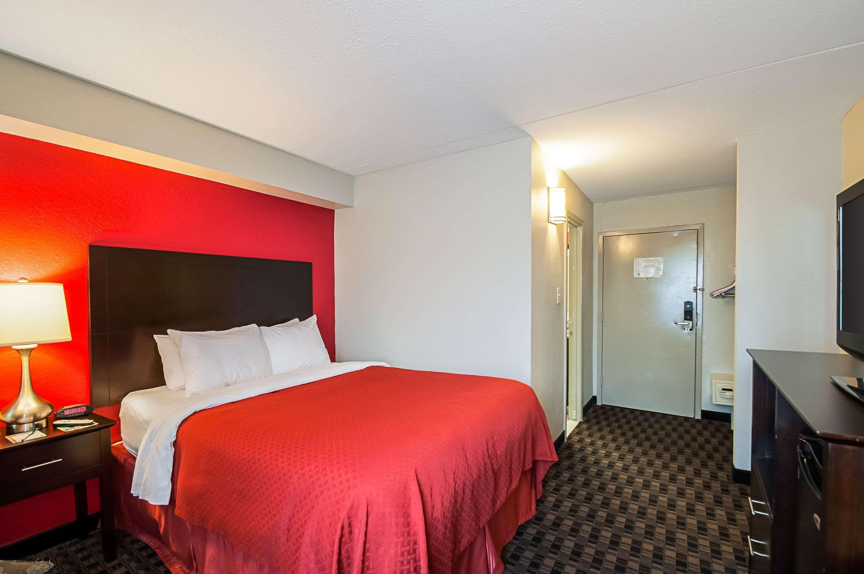 Quality Inn Near Potomac Mills Woodbridge Exterior foto